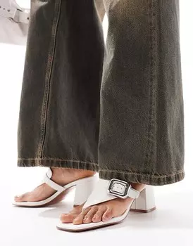 Белые босоножки с ремешками ASOS Design – Hickery с блочным каблуком и пряжкой