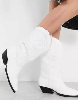 Белые ботинки на плоской подошве в стиле вестерн ASOS DESIGN Andi