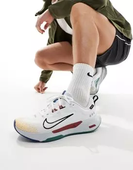 Белые, красные и желтые кроссовки Nike Juniper Trial 2 Gore-Tex