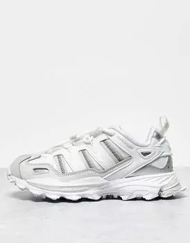 Белые кроссовки adidas Originals Hyperturf