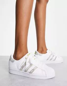 Белые кроссовки adidas Originals Superstar с мраморными полосками