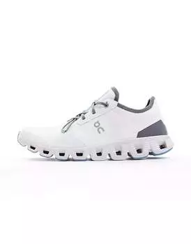 Белые кроссовки для бега ON Cloud X 3 AD On Running