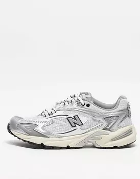 Белые кроссовки New Balance 725 с серыми деталями