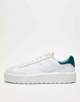 Белые кроссовки New Balance CT302 с зеленой отделкой
