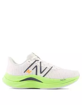 Белые кроссовки New Balance FuelCell Propel V4