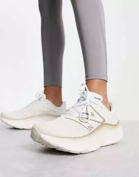 Белые кроссовки New Balance Running Fresh Foam More