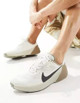 Белые кроссовки Nike Air Zoom 1