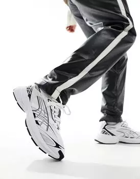 Белые кроссовки PUMA Velophasis