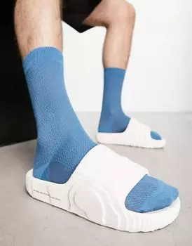 Белые лоферы adidas Originals Adilette 22