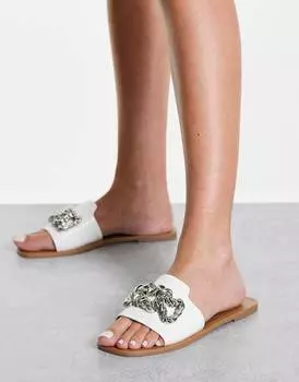 Белые мюли на плоской подошве Felix с металлической отделкой ASOS DESIGN Felix