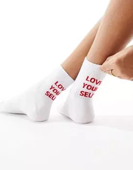 Белые носки с надписью «Love Your Self» ASOS