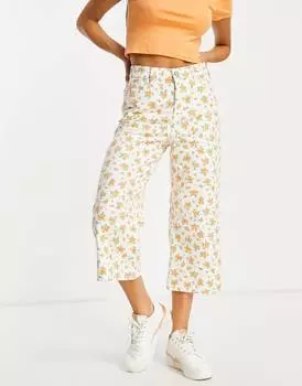 Белые оранжевые укороченные брюки широкого кроя с цветочным принтом Miss Selfridge