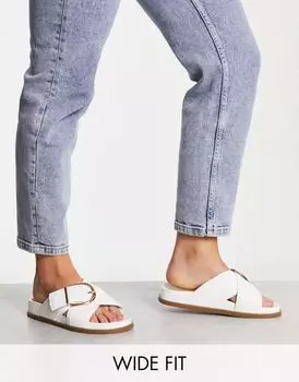 Белые широкие сандалии на плоской подошве ASOS с ремешками крест-накрест и пряжками