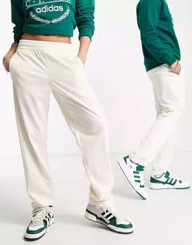 Белые спортивные брюки широкого кроя с тремя полосками adidas Originals 'Sports Resort'