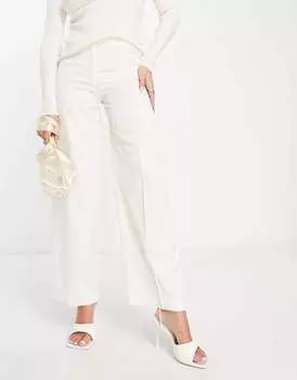 Белые сшитые на заказ брюки в сочетании с Other Stories & Other Stories