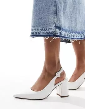 Белые туфли под крокодила ASOS Sutton на среднем каблуке с ремешком на пятке