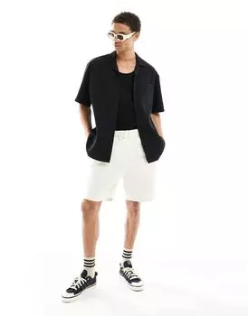 Белые узкие шорты с аквалангом ASOS DESIGN