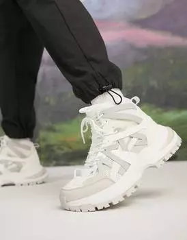 Белые высокие кеды с резиновыми вставками и массивной подошвой ASOS DESIGN
