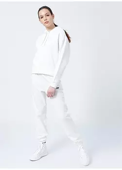 Белые женские брюки стандартного кроя с нормальной талией Lee