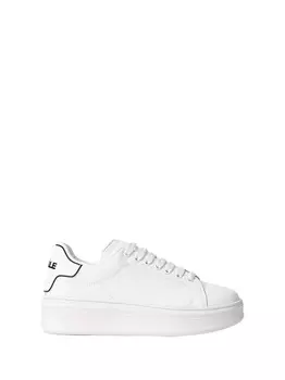 Белые женские кроссовки Gaelle Paris