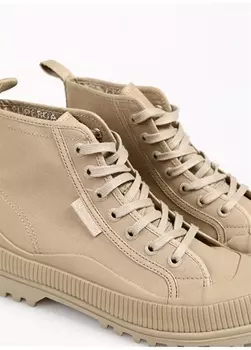 Белые женские кроссовки Superga