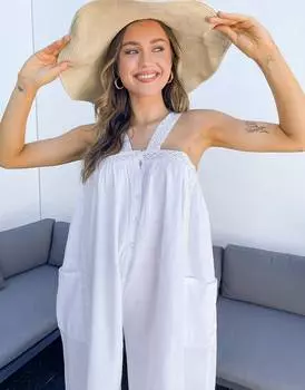 Белый хлопковый комбинезон с пуговицами ASOS DESIGN
