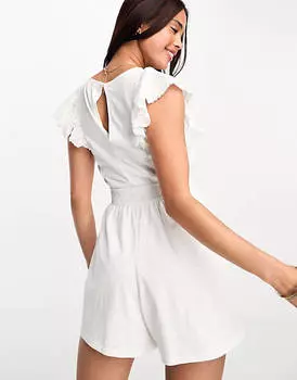 Белый комбинезон с вырезами и оборками Miss Selfridge