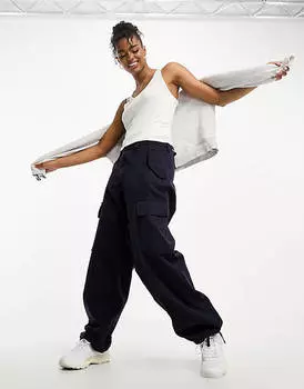 Белый многослойный жилет Pull&Bear с асимметричными ремешками