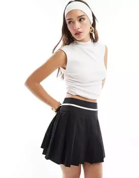 Белый облегающий топ в рубчик со сборками по бокам и высоким воротником Pimkie