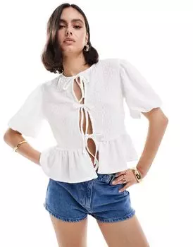 Белый текстурированный топ с объемными рукавами и завязкой спереди ASOS DESIGN