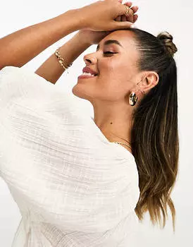 Белый топ из фактурного газа с квадратным вырезом и объемными рукавами ASOS DESIGN