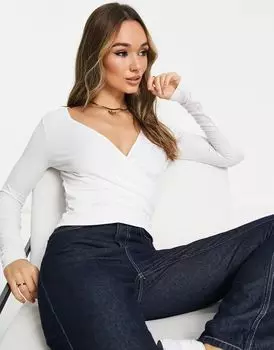 Белый топ с длинными рукавами и запахом ASOS