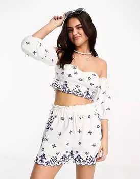 Белый укороченный топ с открытыми плечами и рукавами-блузонами ASOS