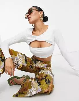 Белый укороченный топ с перекрученными деталями и длинными рукавами ASOS DESIGN