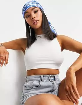 Белый укороченный жилет с высоким воротником ASOS DESIGN