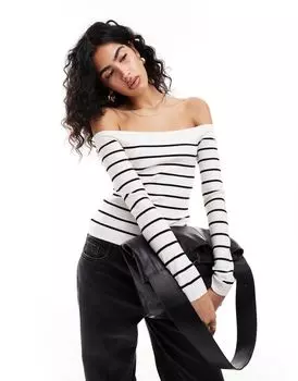 Белый вязаный топ с открытыми плечами Mango