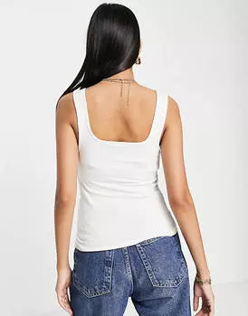 Белый жилет с ковшом спереди и сзади ASOS DESIGN