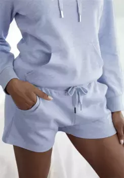 Bench Шорты для отдыха "-спортивные шорты, шорты для отдыха ", с маленькой блестящей вышивкой логотипа, одежда для отдыха, костюм для отдыха Bench Loungewear, голубой