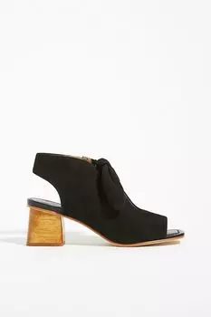 Бернардо Лиззи на каблуках Bernardo, оксфорд