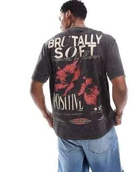 Bershka – графитовая футболка с принтом «Brutally Soft» на спине