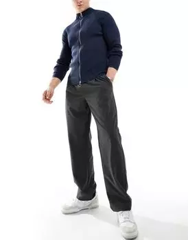 Bershka – Приталенные темно-серые брюки широкого кроя – только на ASOS