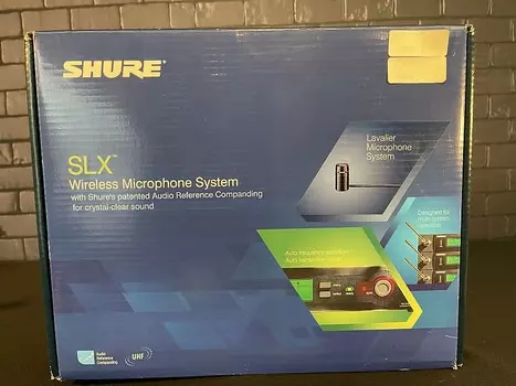 Беспроводная петличная микрофонная система Shure SLX Wireless Lavalier Microphone System