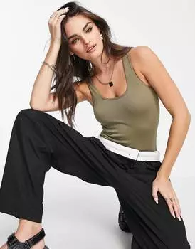 Бесшовное боди цвета хаки с квадратным вырезом и корсетом Topshop