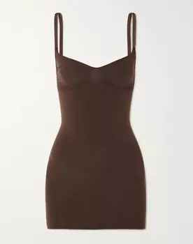 Бесшовное платье-комбинация с скульптурным рисунком Skims, цвет Neutral