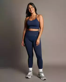 Бесшовные леггинсы для йоги из переработанного нейлона и эластана Believe Athletics, синий