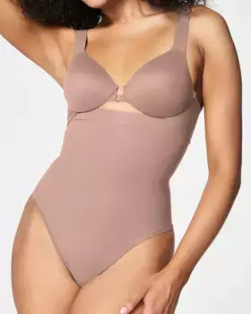 Бесшовные стринги с высокой талией Spanx, светло-коричневый