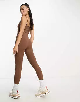 Бесшовный комбинезон цвета мокко ASOS DESIGN