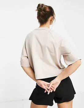 Бежевая футболка премиум-класса adidas Originals Essentials