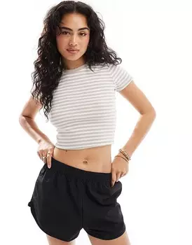 Бежевая облегающая футболка в полоску Hollister