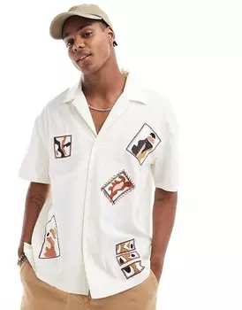 Бежевая рубашка Bershka с цветочной вышивкой